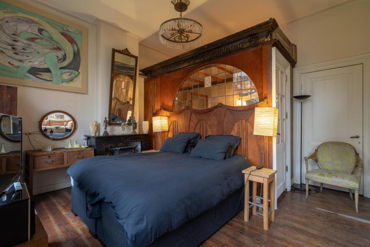 Huis Met De Leeuwenkoppen ديرين المظهر الخارجي الصورة