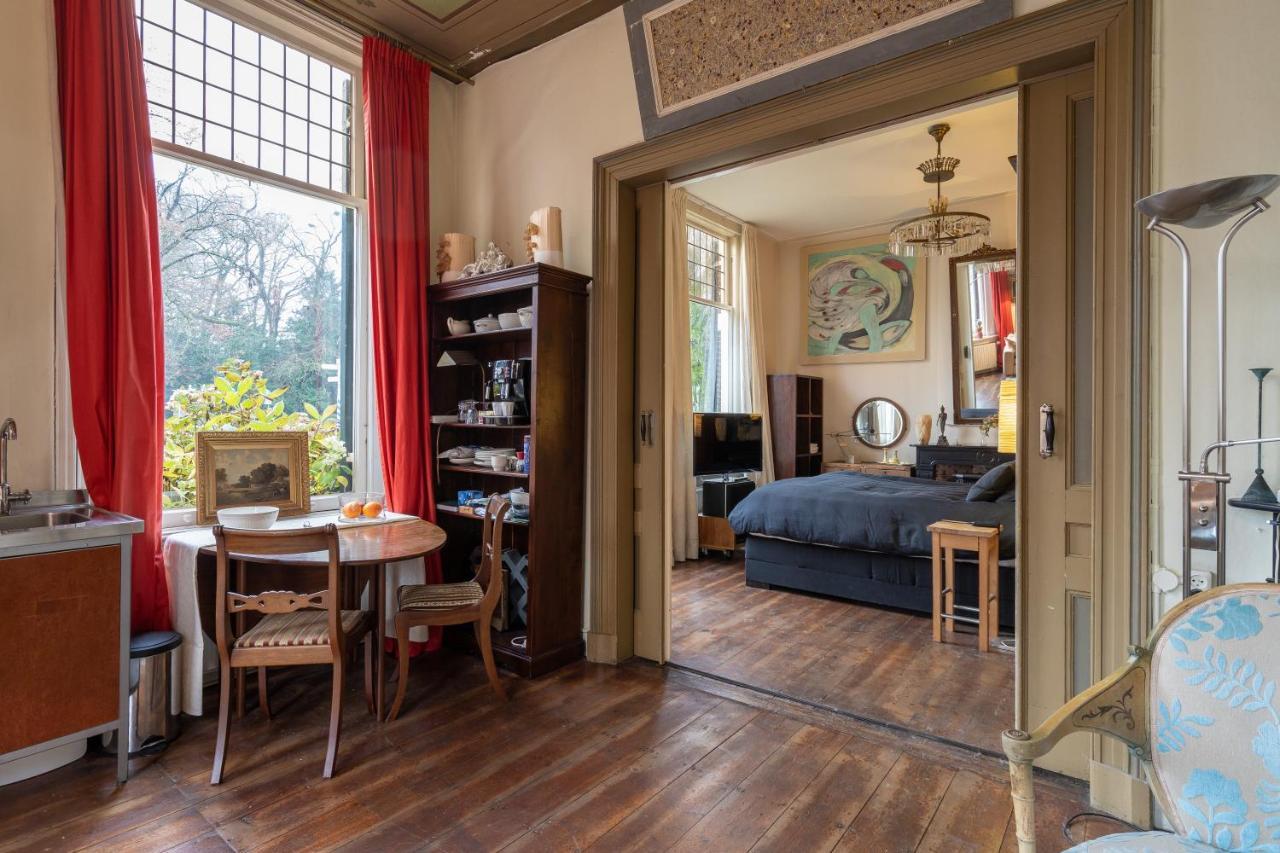 Huis Met De Leeuwenkoppen ديرين المظهر الخارجي الصورة