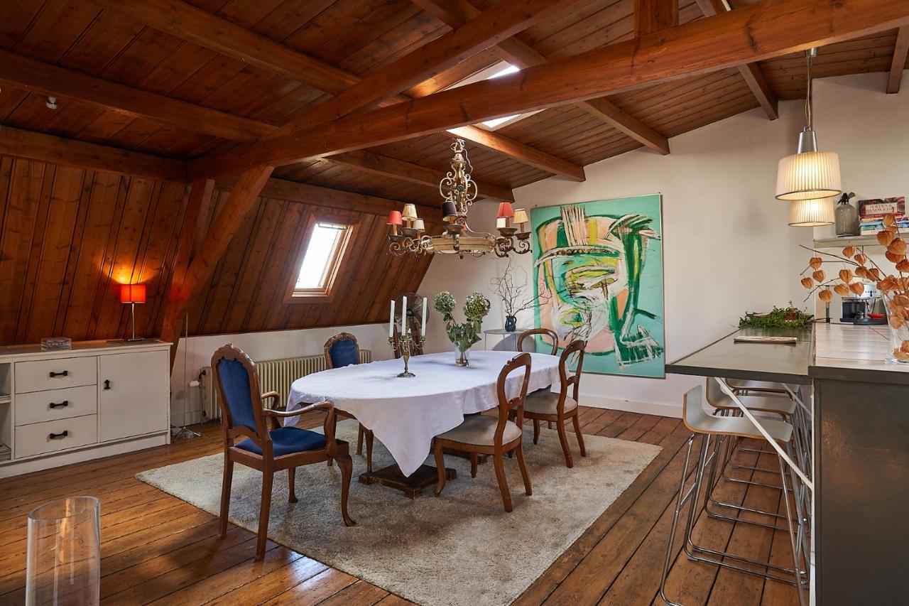 Huis Met De Leeuwenkoppen ديرين المظهر الخارجي الصورة